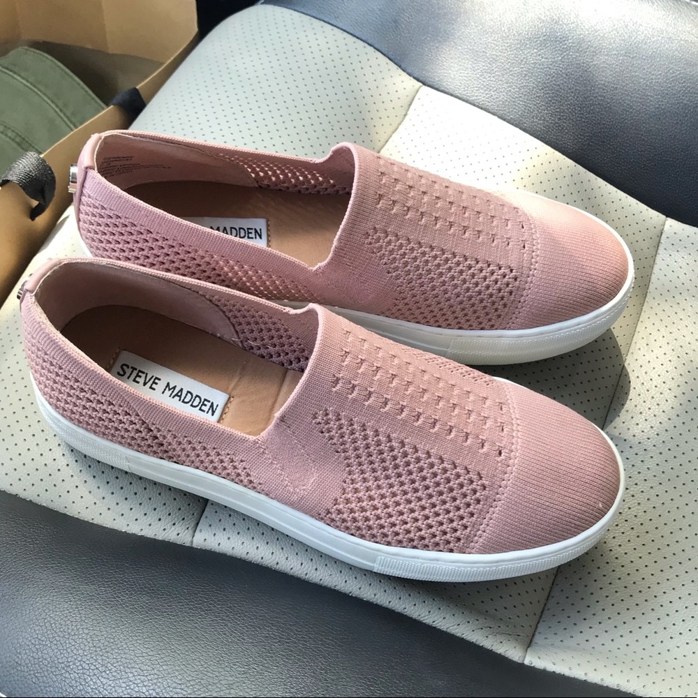 Steve Madden platform slip ons